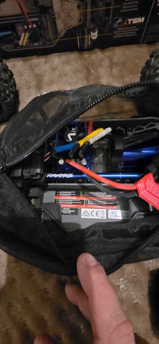 Carro RC Traxxas Rustler 4x4 VXL