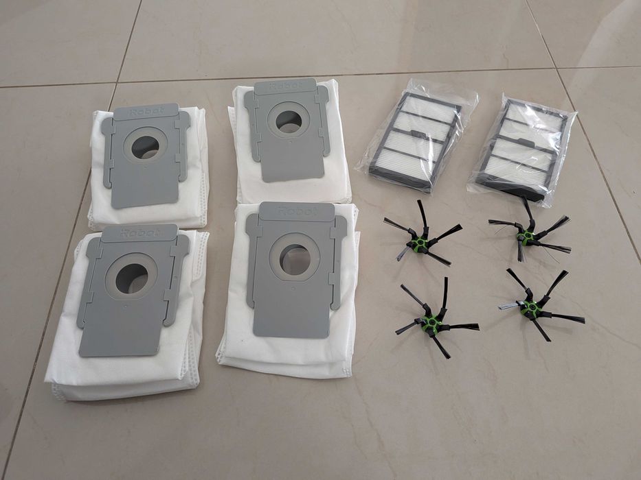 iRobot Roomba S9+ com base de esvaziamento automático + acessórios