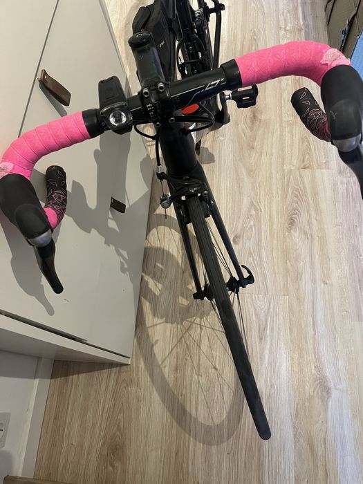 Bicicleta de estrada de carbono - Genesis 2019
