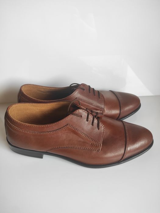 Sprzedam buty męskie r43