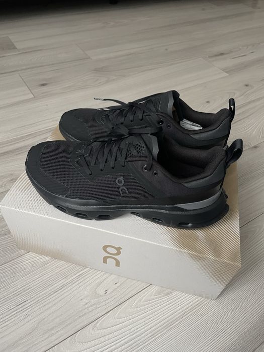 Кроссовки On Running Cloudzone