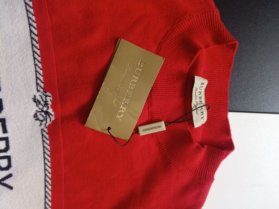 Swetry czerwony burberry unisex