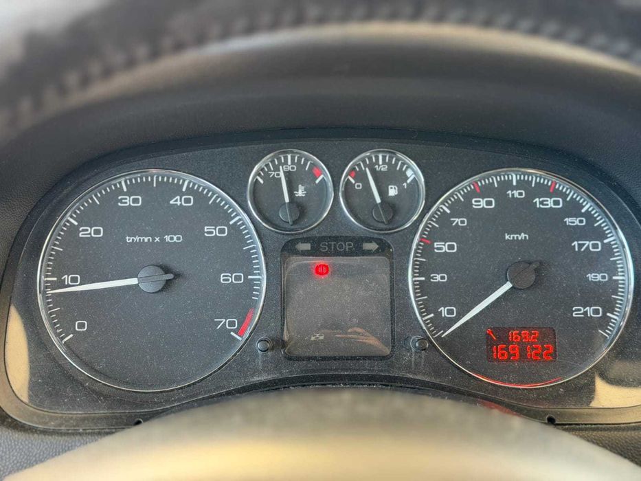 Carro Peugeot 307