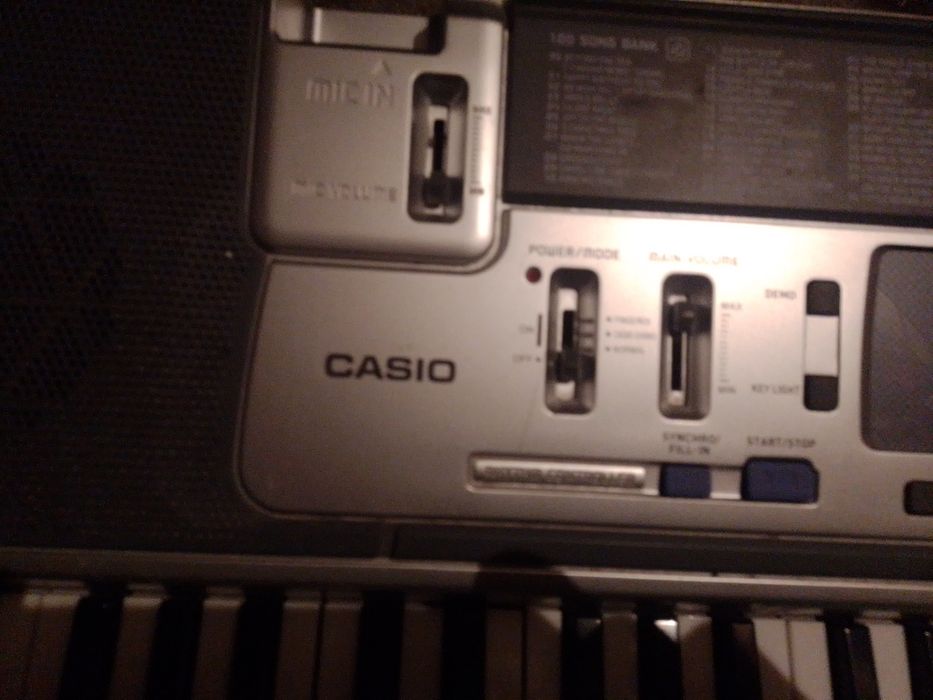 Piano casio usado