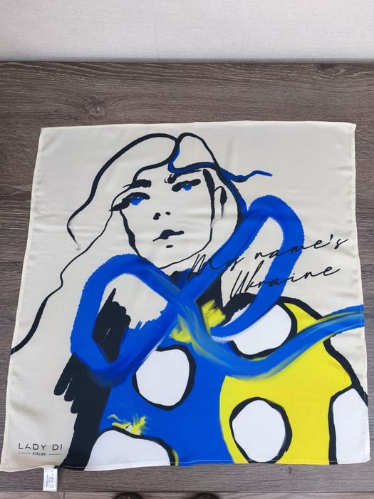 Lady Di atelier, Хустина  "Моє ім'я Україна"