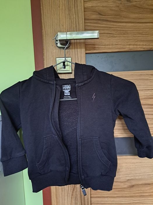 Bluza rozpinana z kapturem, czarna