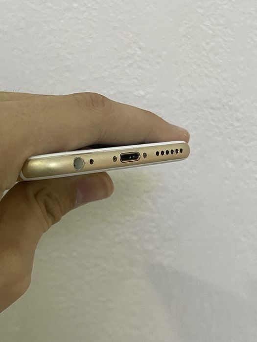 iPhone 6s 32GB — стильний та доступний