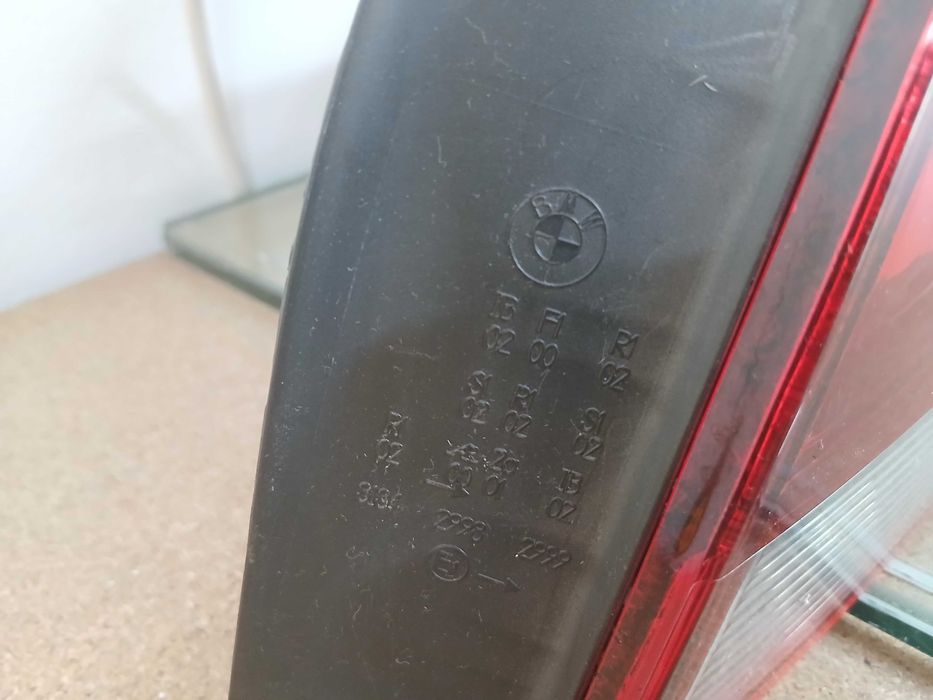 Bmw serie 1 farol traseiro