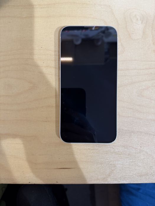 iPhone 13 128GB biały