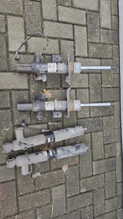 Ford Smax Galaxy Mondeo amortyzator elektryczny IVDC