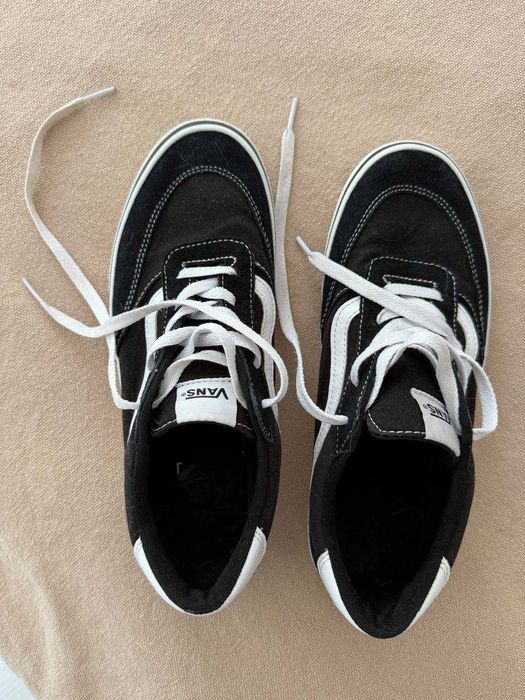 Vans Youth w bardzo dobrym stanie