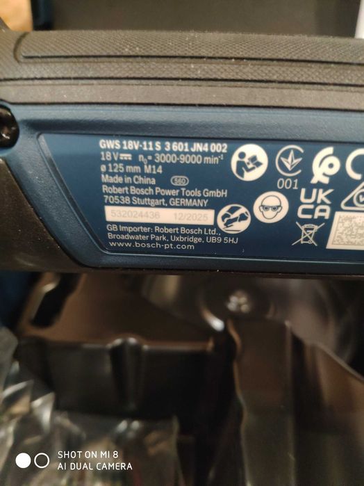 Кутова шліфмашина BOSCH GWS 18V-11 S