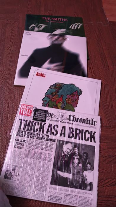 Thick As A Brick (180g) (Limited Edition) (Steven Wilson Mix)
Novo
Love 
Forever Changes 
Selado
The Smiths 
Queen is Dead 
Selado
50€