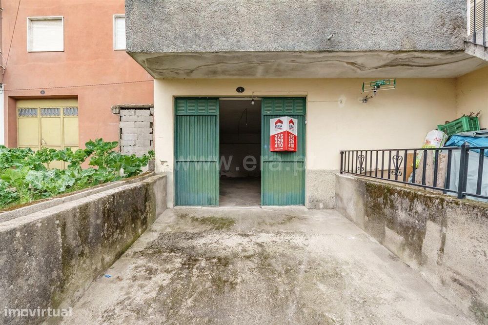 Garagem / Belmonte, Belmonte