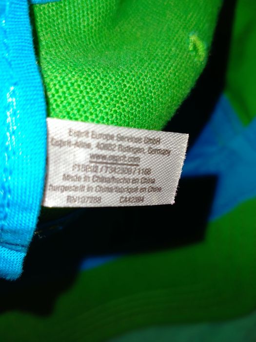 Czapka ESPRIT jak nowa