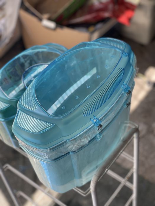 Aquários de plástico