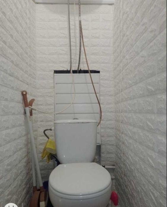 Продам 3-к квартиру Новокрымская, Титова