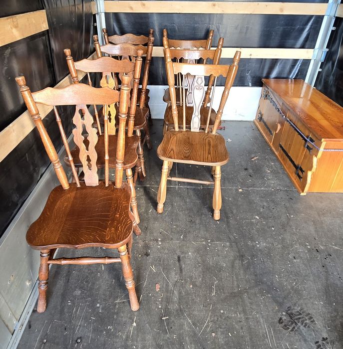 3 szt. Krzesła drewniane stan Dobry