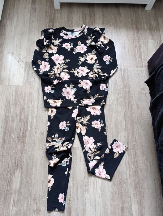 Kwiecisty  komplet rozm M