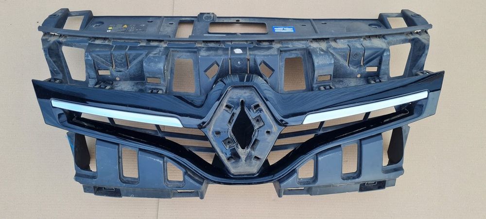 ATRAPA GRILL STELAŻ ZDERZAK RENAULT SCENIC III LIFT