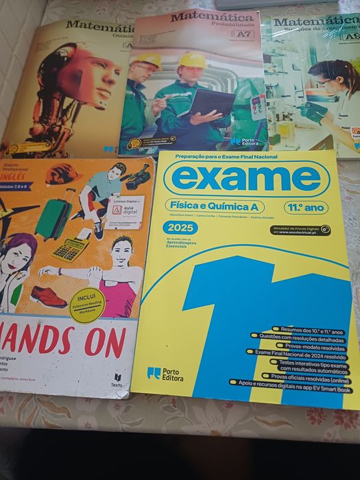 Livros escolares