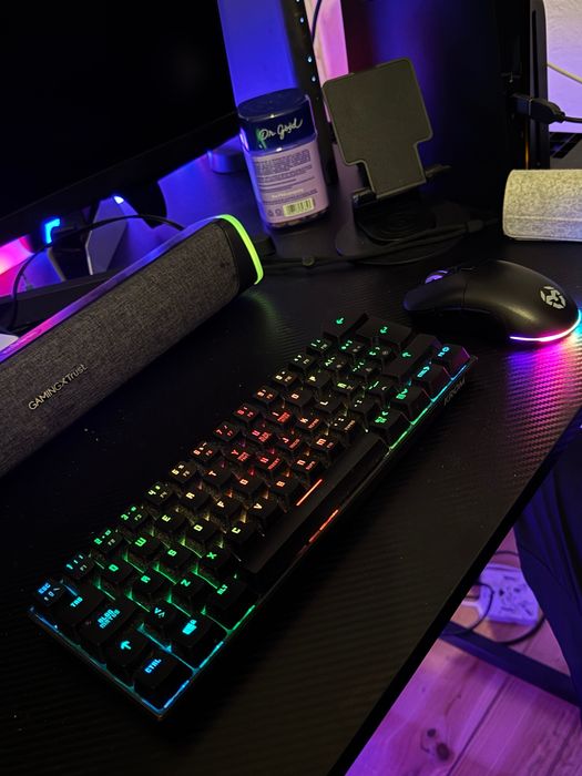 SETUP GAMING MSI Ryzen 5 7600X + RTX 4060 + 2TB + Wireless RGB