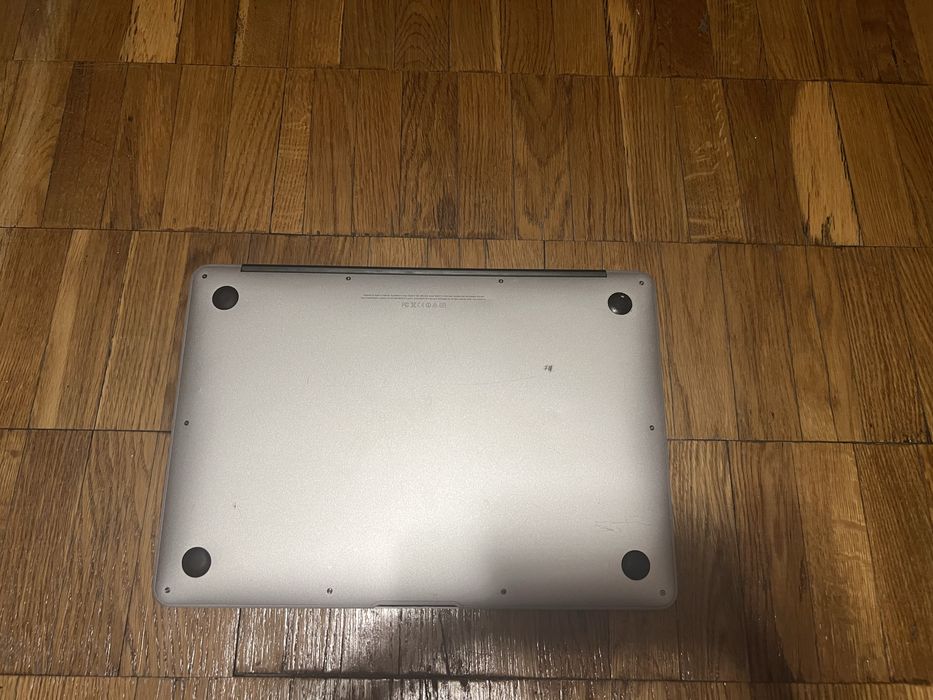 Продам MacBook Air