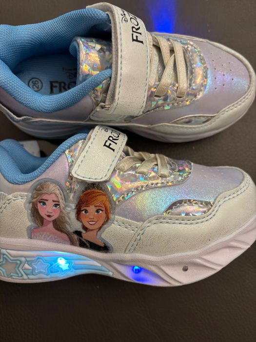 Elza, Elsa, Kraina Lodu, Frozen MIGAJĄCE diody, świecące, OPALIZUJĄCE