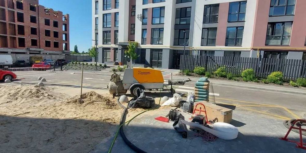 Професійна машинна штукатурка, Суха, напівусух стяжка підлоги ПІД КЛЮЧ