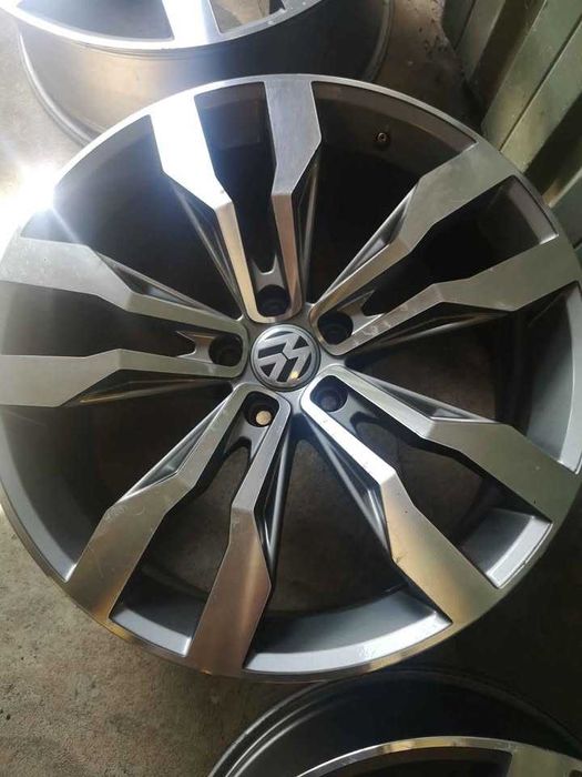 диски R20 Tiguan Touareg
