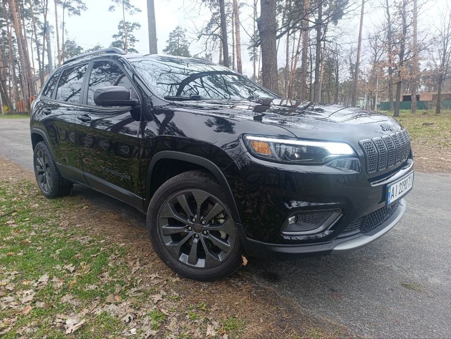 Jeep Cherokee 2021 , 3.2л 80th Anniversary Edition