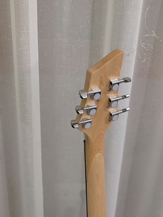 Электрогитара Irin Flame