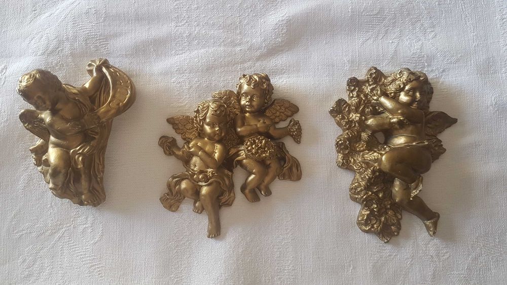 3 Estatuetas Gesso Dourado