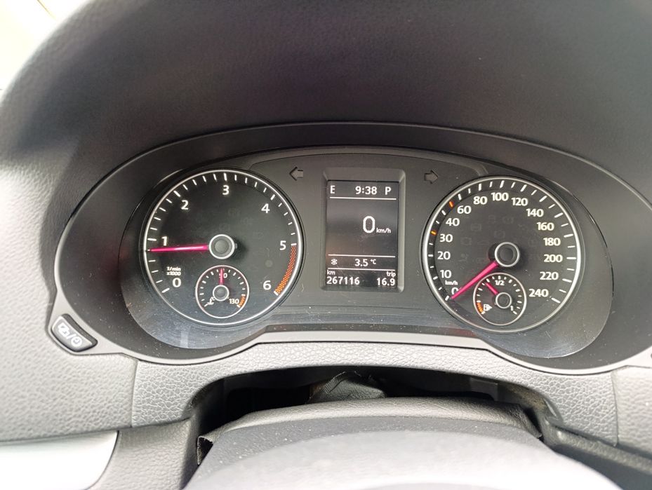 VW Sharan 2.0 TDI 150 km Automat DSG 2015 LED Navi kamera bi Xenon