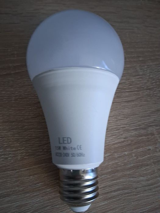 Energooszczędna żarówka LED z serii Energy Saving Light
