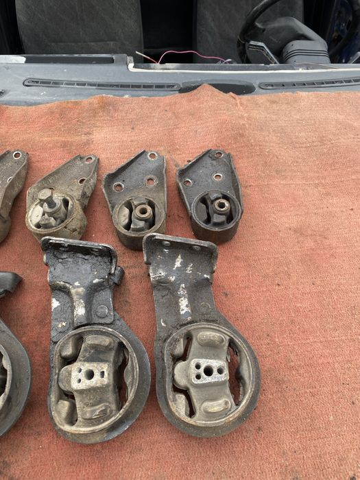 Продам подушку мотора и кпп Ваз 2108-099