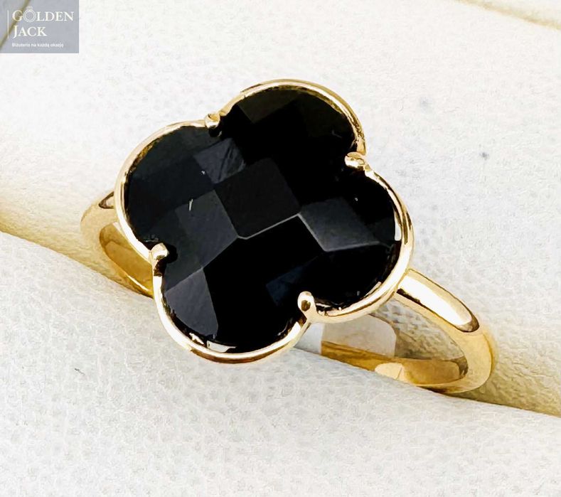 Złoty pierścionek koniczynka z onyksem złoto pr. 585 roz 17 waga 2,38g