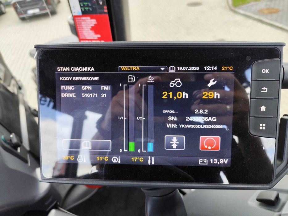 VALTRA Q305 fabrycznie nowy