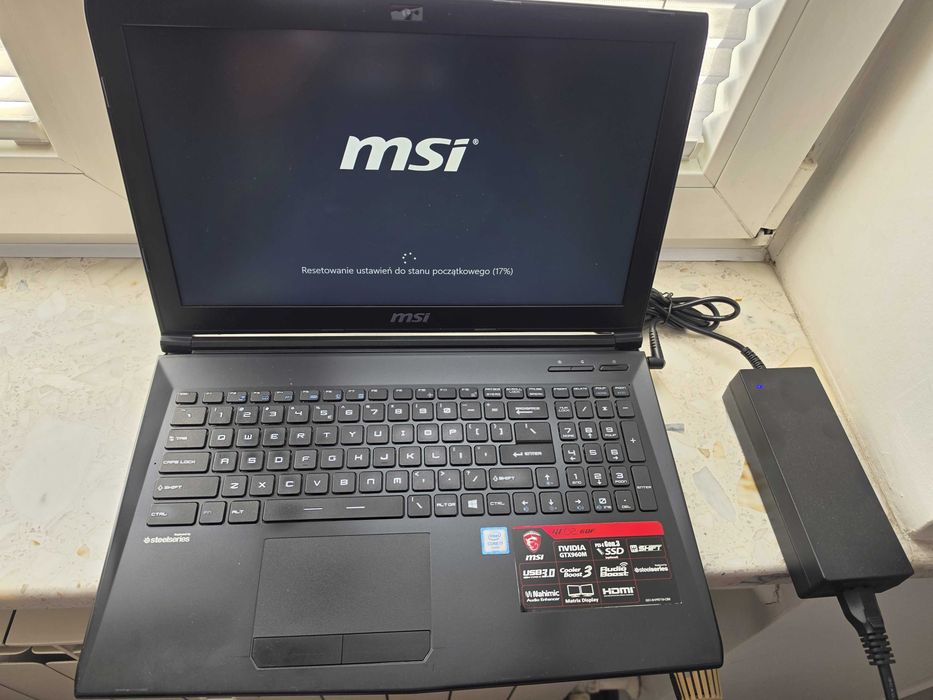 MSI GL62 6QF i7-6700HQ / GTX 960M / 16GB RAM / SSD+HDD - laptop gamingowy