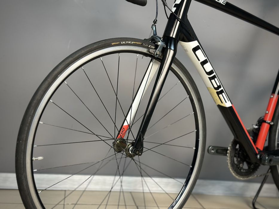 Шосейний велосипед Cube Attain Race 58