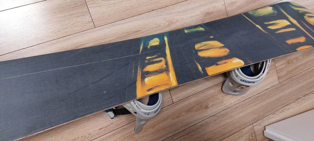 Deska snowboardowa Burton Balance  157 cm z zapięciem