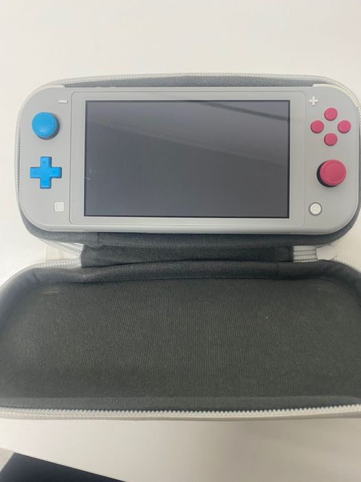 Nintendo Switch Light série especial Pokémon