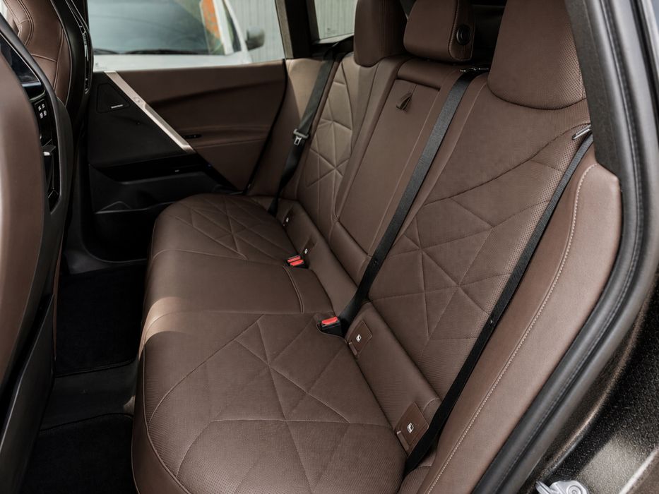 BMW iX xDrive40