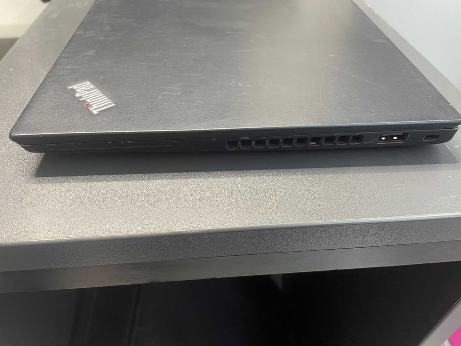 Lenovo ThinkPad X280 - (i5-8250U\8Gb-DDR4\256Gb-SSD)