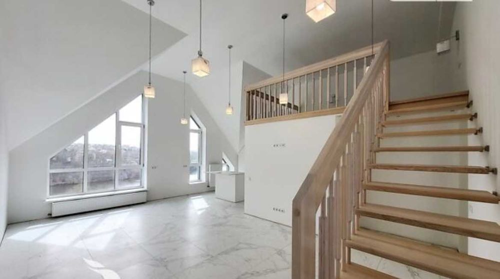 Продається дворівнева 2к квартира в ЖК Golden House