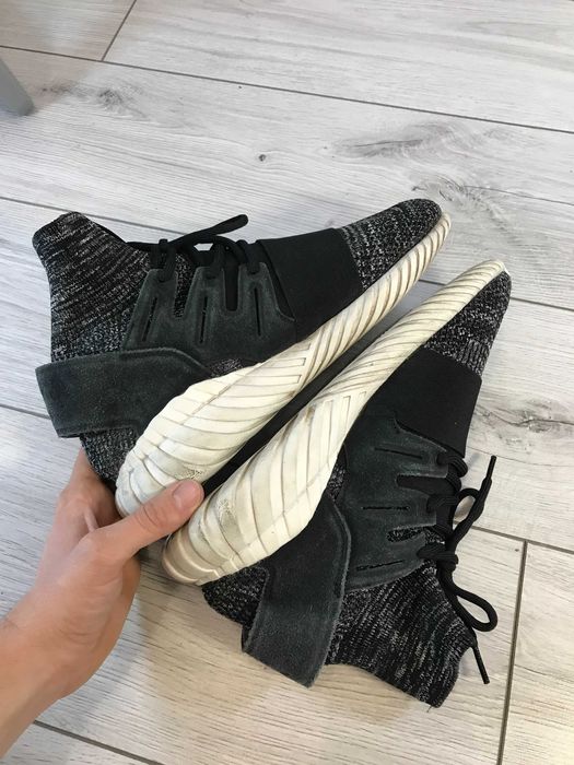 Buty Adidas Tubular Doom Primeknit rozm. 43,5