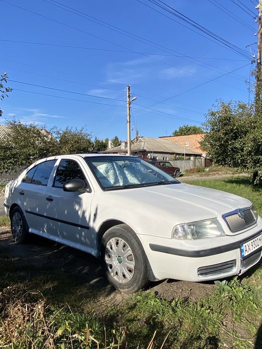 Продам Skoda Octavia Tour 1,6 2009
