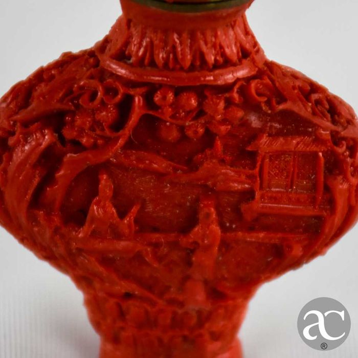 Frasco de Rapé (snuff bottle) laca Cinnabar, 1ª metade séc. XX, nº 2