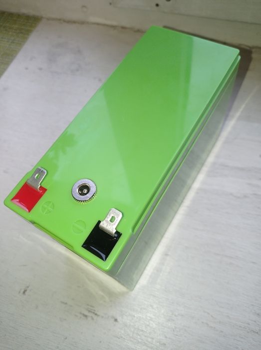 Аккумулятор 12.6v 18.2 Ah