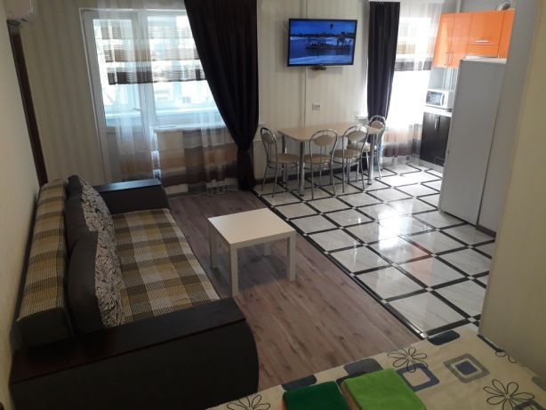 2к квартира ул Сталеваров 26 Оренда Посуточно/Центр 6я Больница Своя
